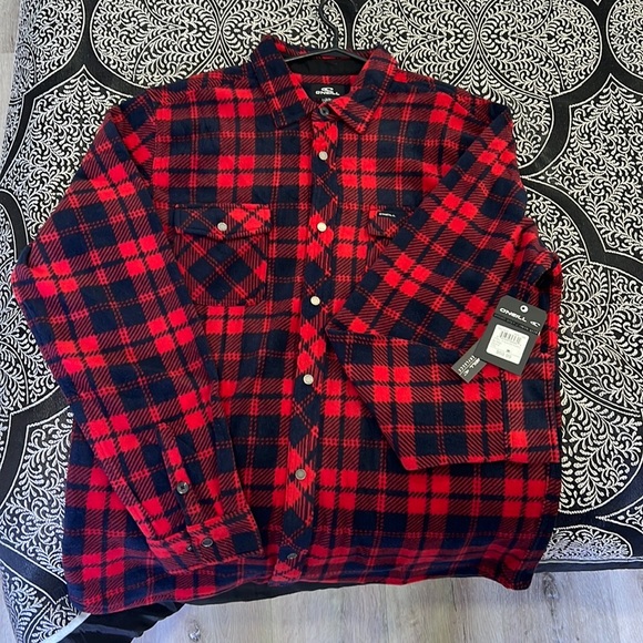 O’Neil glacier plaid Sz Lg. Red and Navy. New with tags. - Picture 1 of 1
